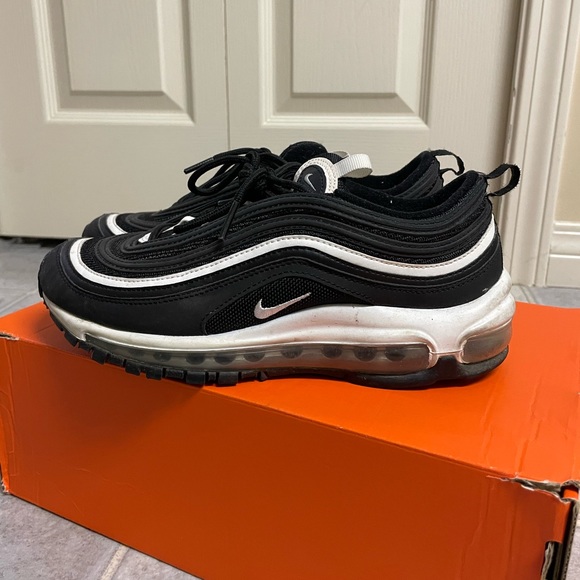Nike Air Max 97 in Youth US 6 (Women’s 7) - Picture 1 of 5